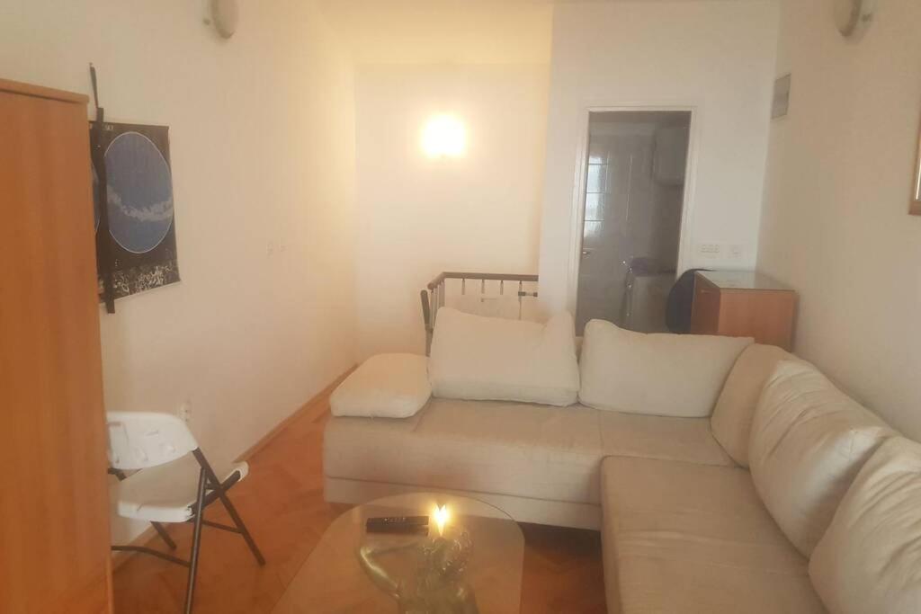Apartman Nela Брела Екстериор снимка